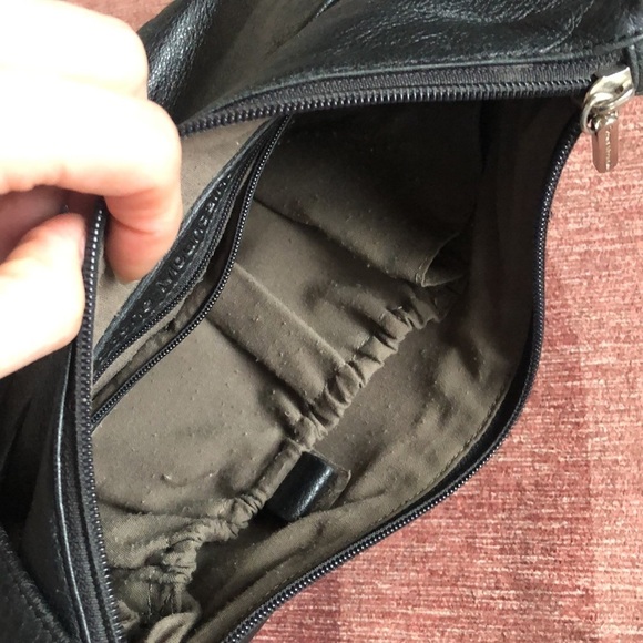 Stone Mountain 90s Black Shoulder Purse - Picture 12 of 16